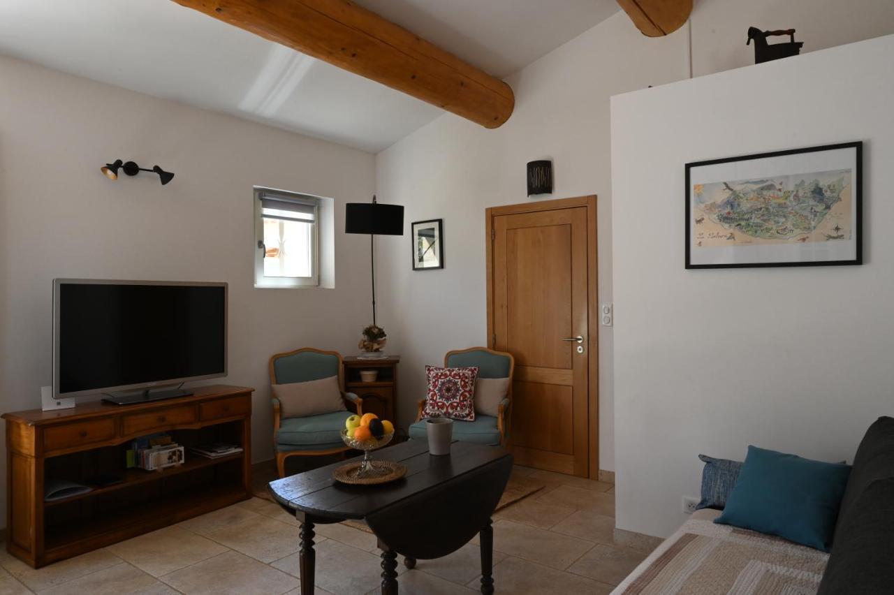 Gite Bienvenue Chez Nous メネルブ エクステリア 写真